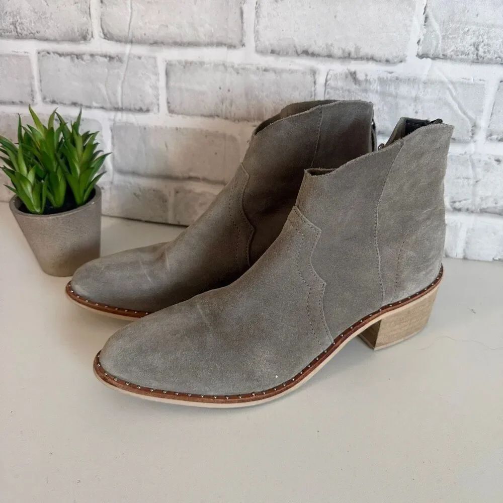 Crevo Clara Western Gray Suede Leather Boots Size 8.5